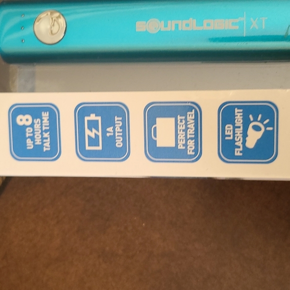 Power Bank Flashlight - Rechargeable Battery Backup - Picture 7 of 8